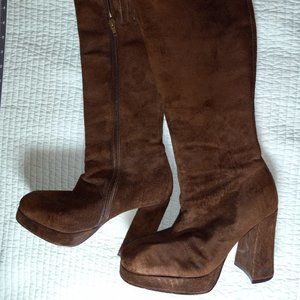 Suede/leather platform boot size 6.5